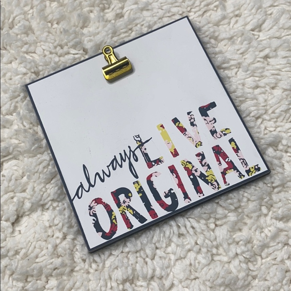 Live Original Floral Clip Photo Display HD2